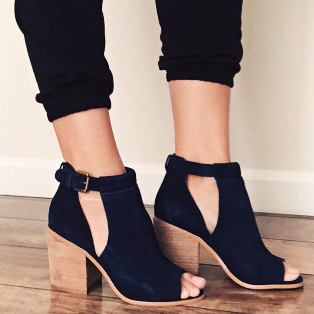 Sole Society Ferris Black in Size 7